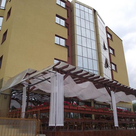 Hotel Flormang Craiova Eksteriør billede